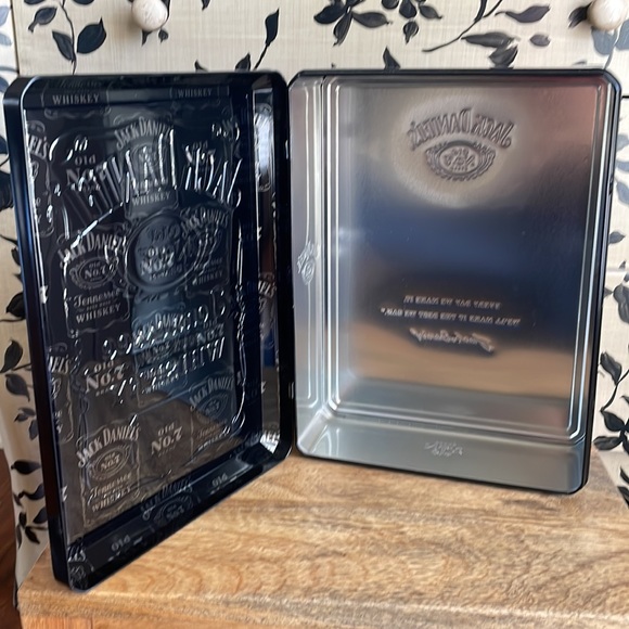 🖤JACK DANIEL’S Tin Container - Picture 5 of 5